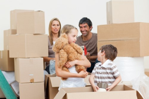 Efficient flat removals in Wennington with organized moving day planning